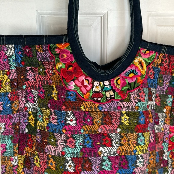 Guatemala huipil market tote - Picture 2 of 4